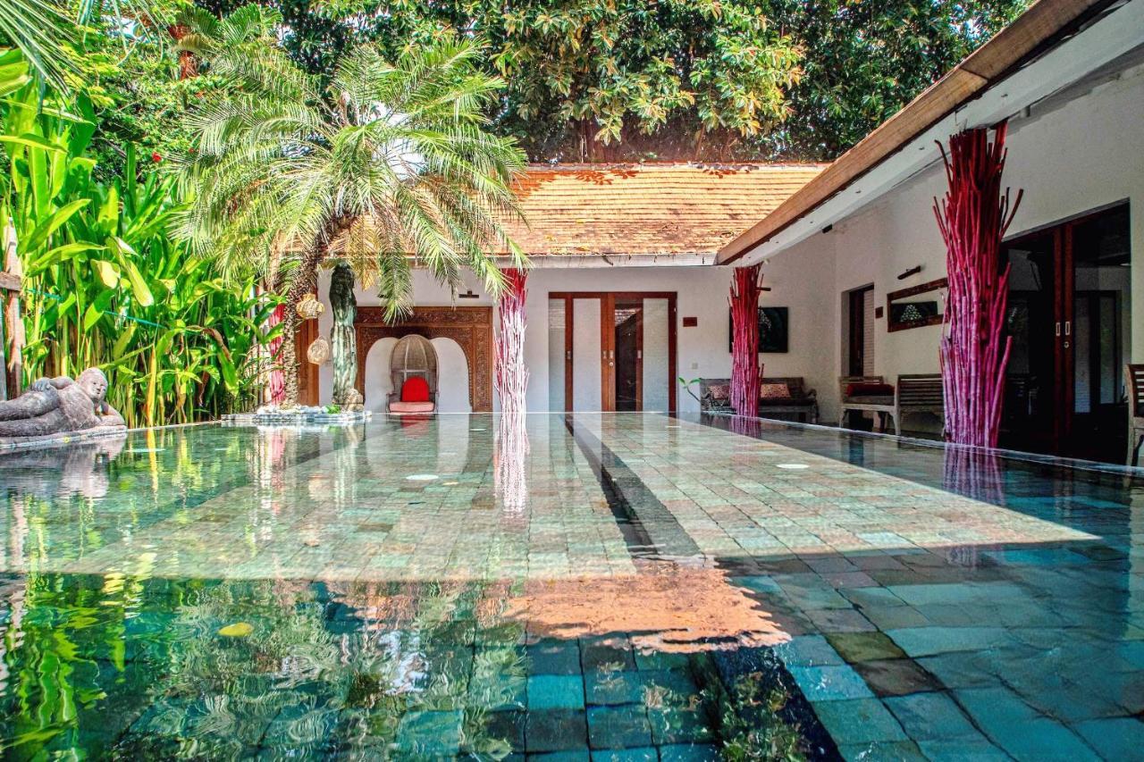 The Secret Jungle Villas Seminyak Exterior foto